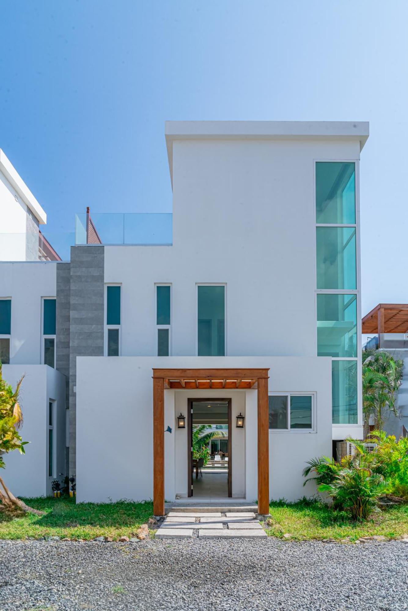 Ocean One Roatan Villa West Bay Exterior photo