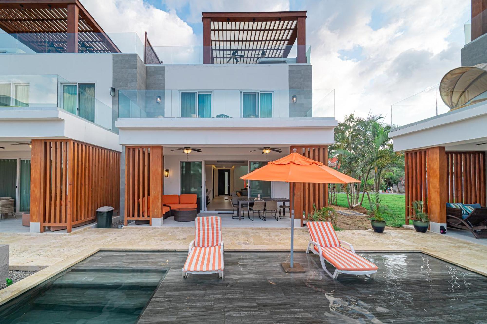 Ocean One Roatan Villa West Bay Exterior photo