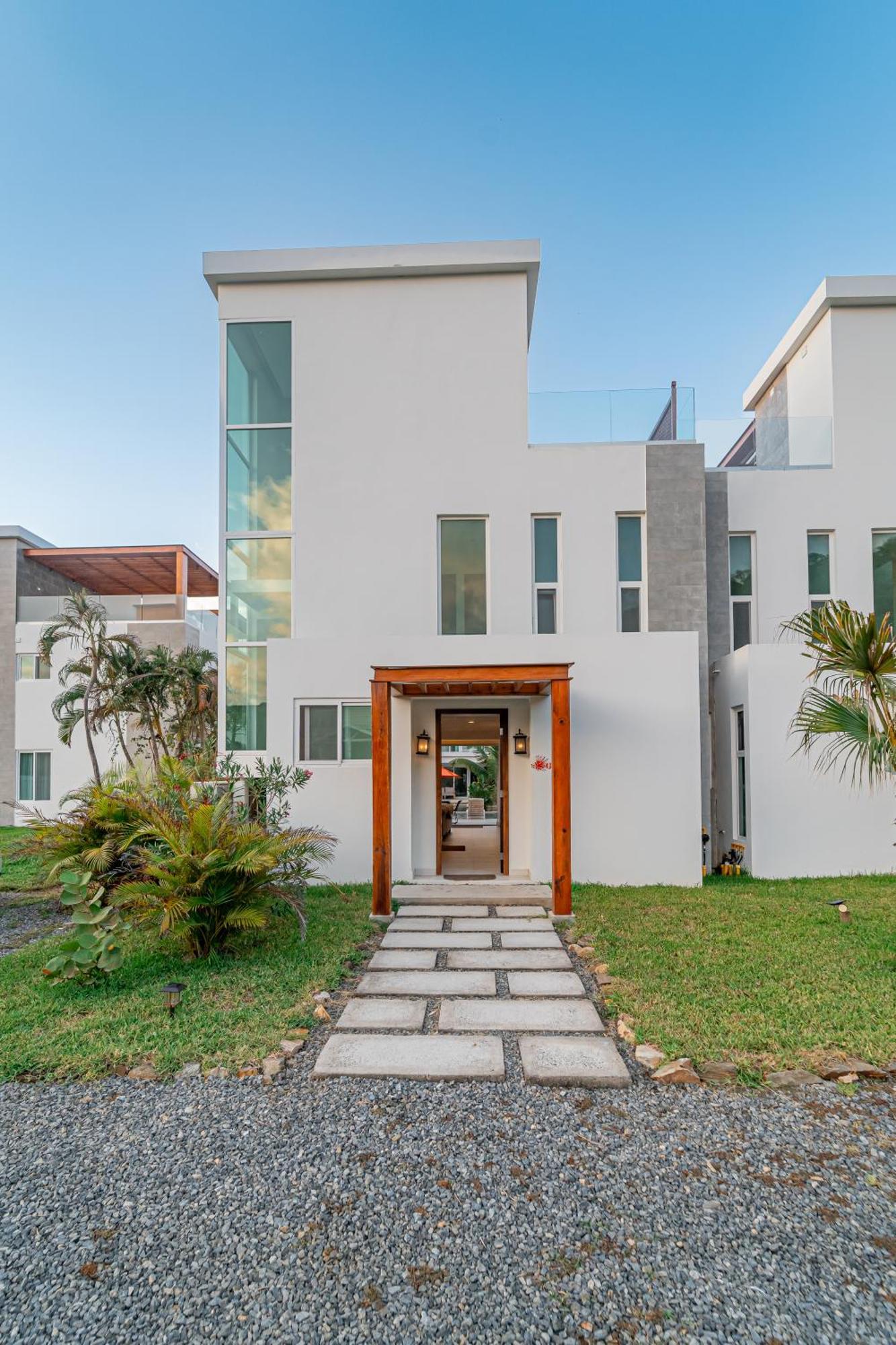 Ocean One Roatan Villa West Bay Exterior photo
